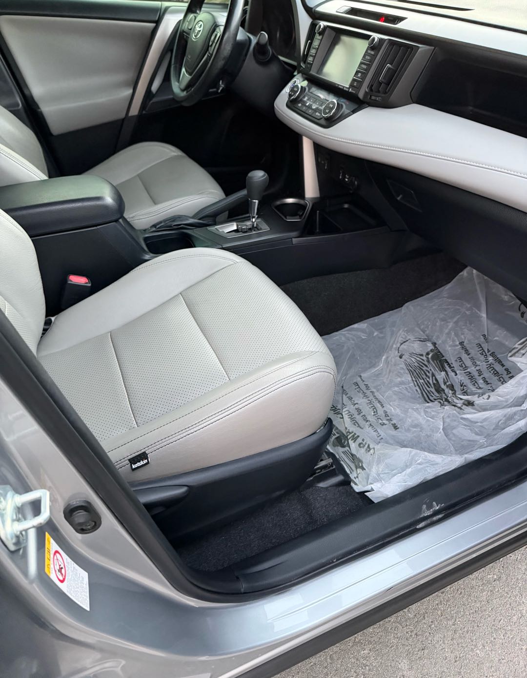 2018 Toyota RAV4 Gallery Image