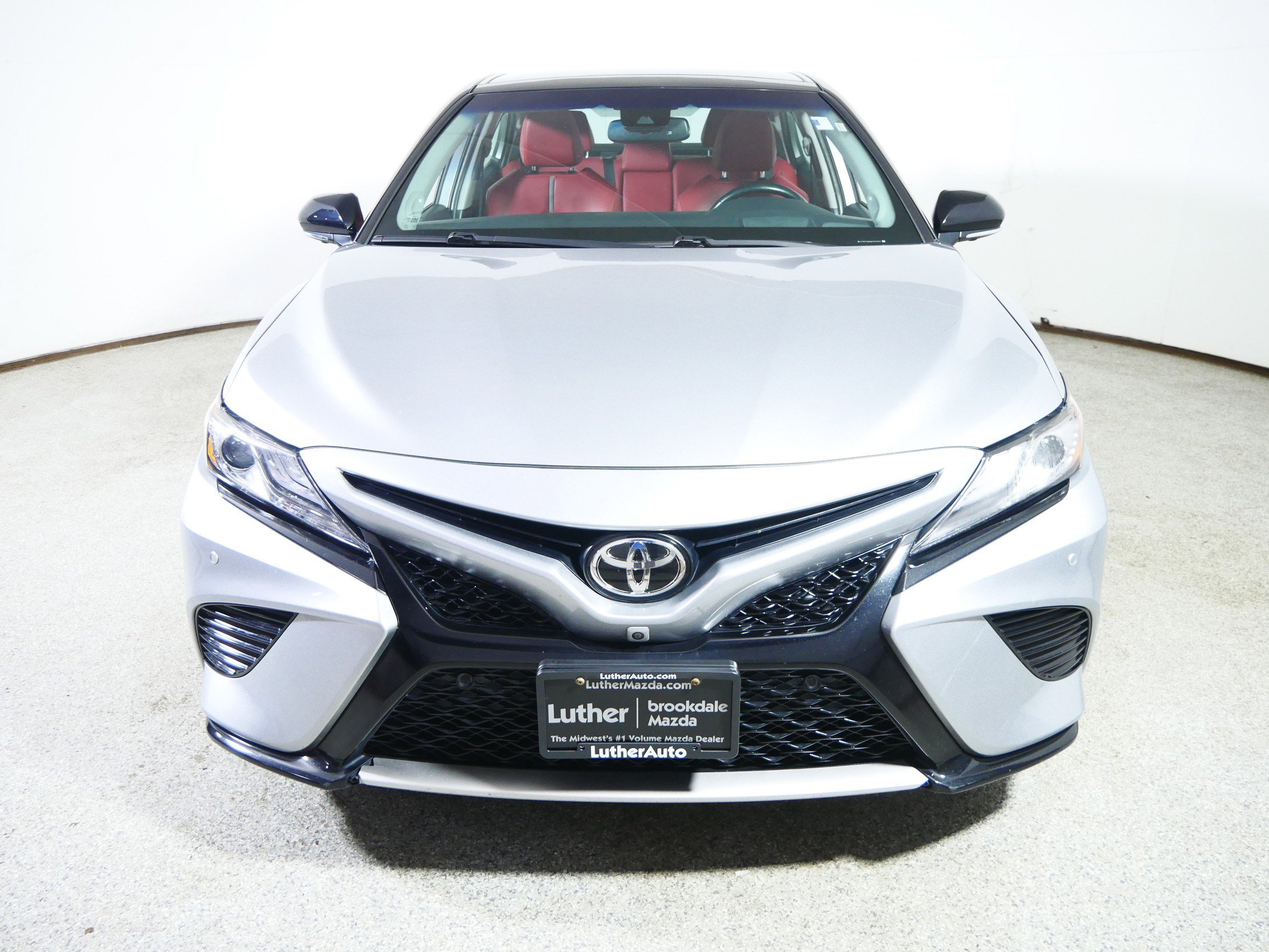 2019 Toyota Camry Gallery Image